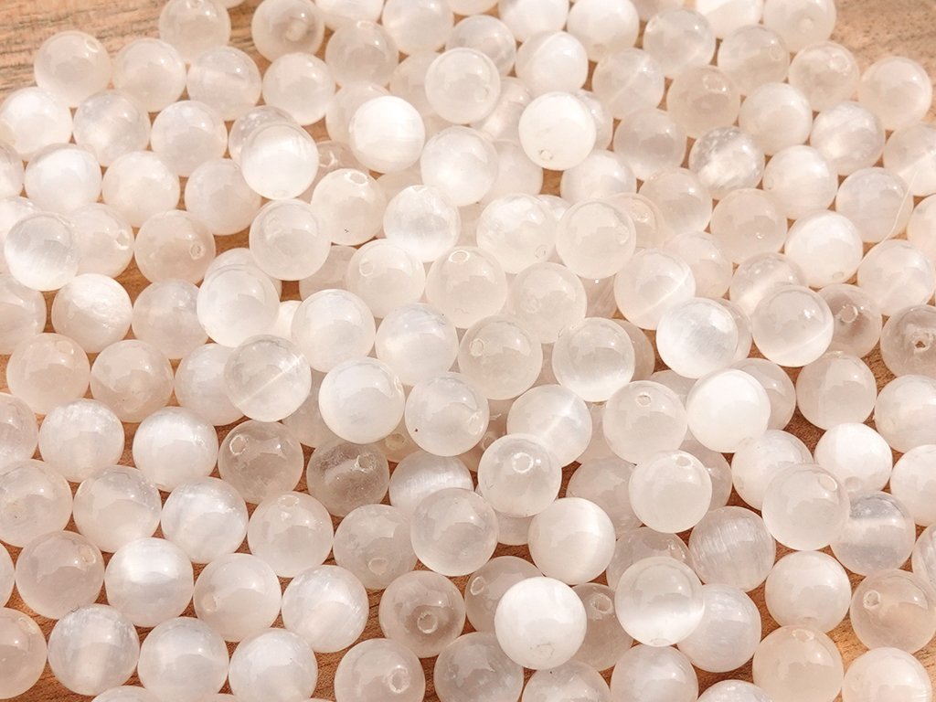 selenit kaufen und die transformierende Kraft des Lichtsteins erleben